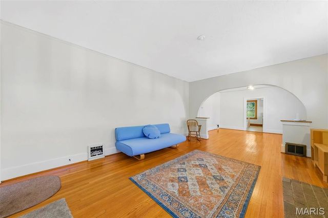 109 Lawrence Avenue, Ferguson, MO 63135