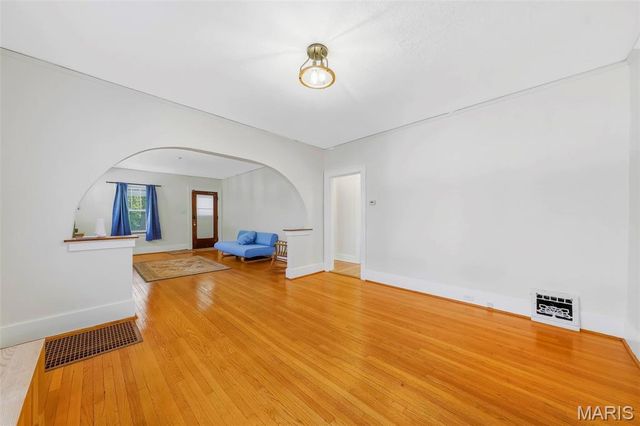 109 Lawrence Avenue, Ferguson, MO 63135