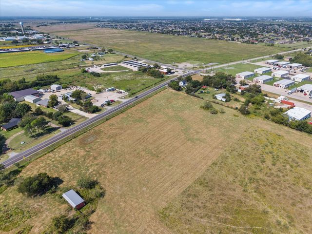 7099 N FM 148, Terrell, TX 75160