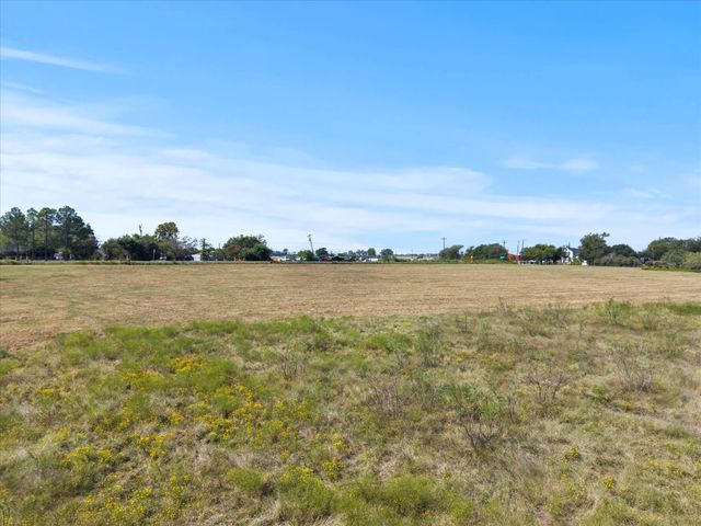 7099 N FM 148, Terrell, TX 75160