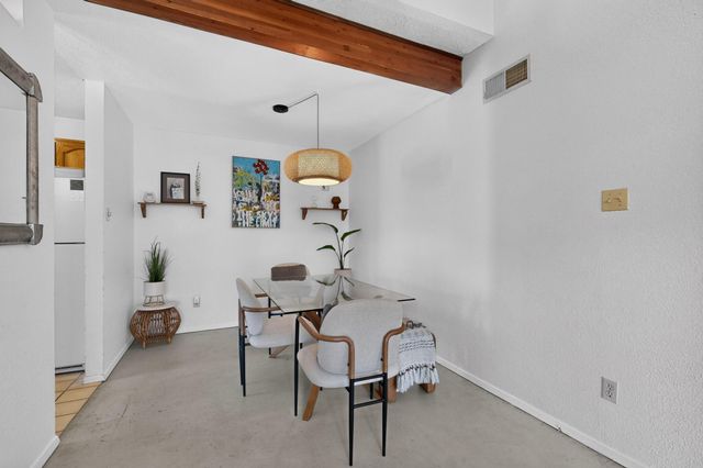 8400 Parrot Run Road NE, Albuquerque, NM 87109