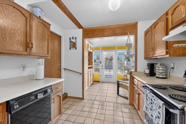 8400 Parrot Run Road NE, Albuquerque, NM 87109