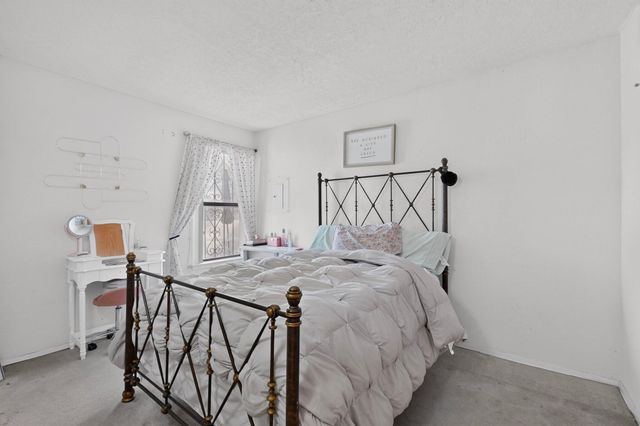 8400 Parrot Run Road NE, Albuquerque, NM 87109