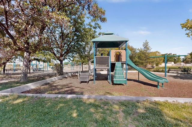 8400 Parrot Run Road NE, Albuquerque, NM 87109