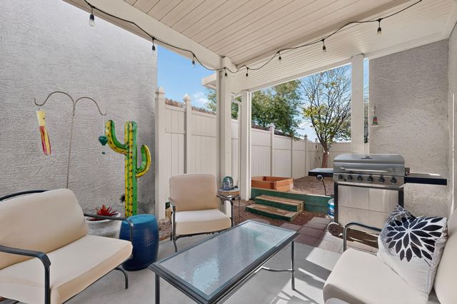8400 Parrot Run Road NE, Albuquerque, NM 87109
