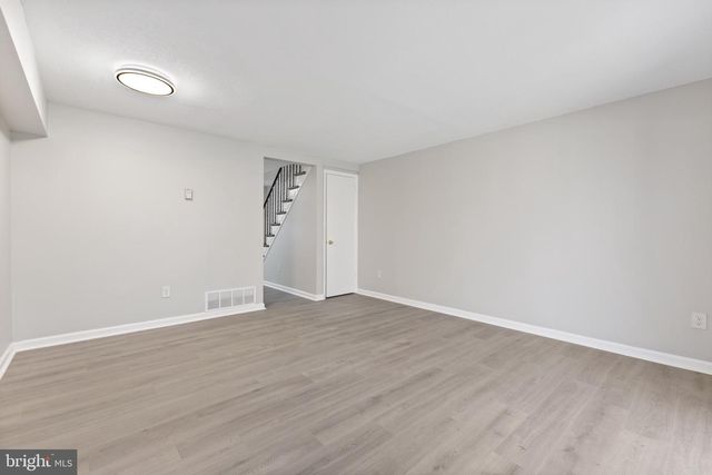 1726 VILLAGE GREEN DR #A-14, Landover, MD 20785