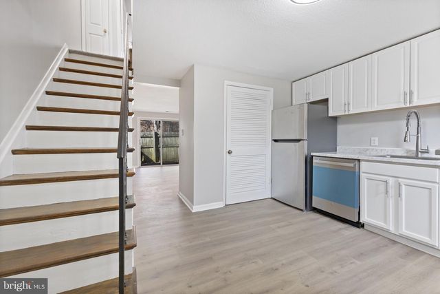 1726 VILLAGE GREEN DR #A-14, Landover, MD 20785