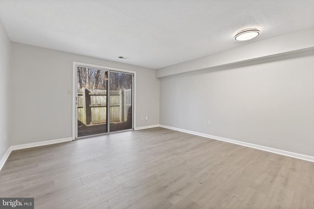 1726 VILLAGE GREEN DR #A-14, Landover, MD 20785