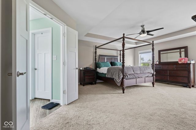 1091 Margate Drive, Greenwood, IN 46143