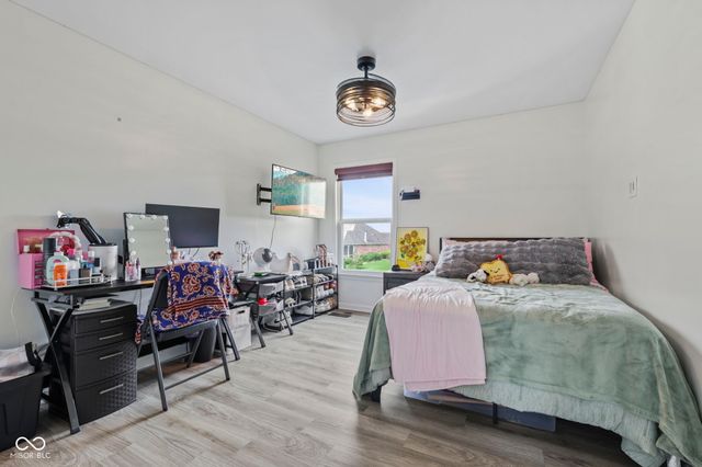1091 Margate Drive, Greenwood, IN 46143