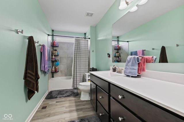 1091 Margate Drive, Greenwood, IN 46143