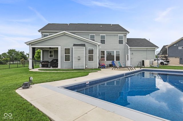 1091 Margate Drive, Greenwood, IN 46143