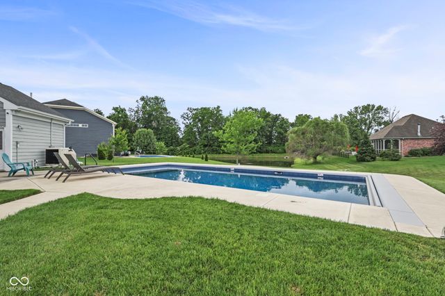 1091 Margate Drive, Greenwood, IN 46143