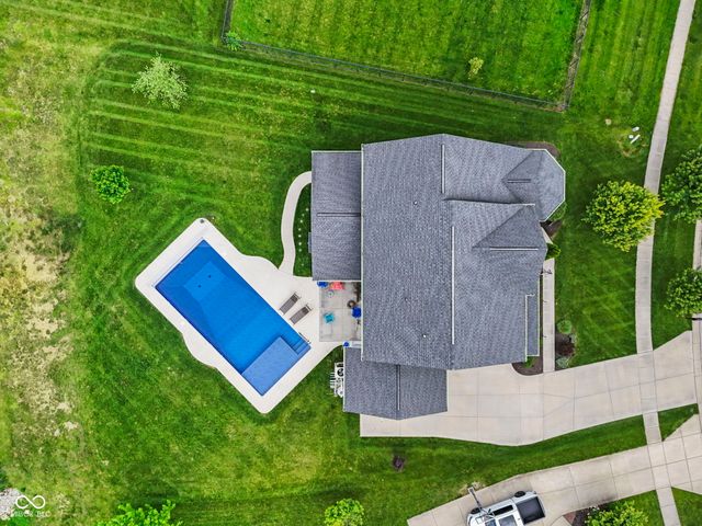 1091 Margate Drive, Greenwood, IN 46143