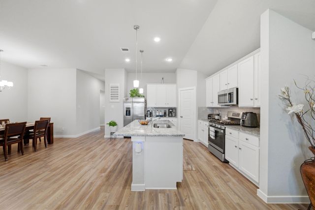 1202 Filly Creek Drive, Alvin, TX 77511