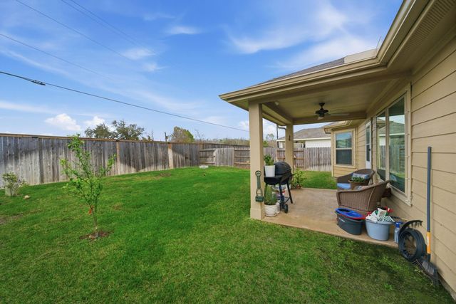 1202 Filly Creek Drive, Alvin, TX 77511