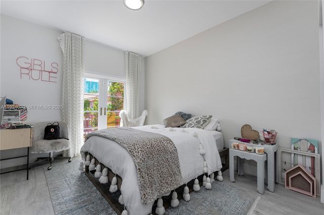 18460 NE 30th Ave 18460, Aventura, FL 33160