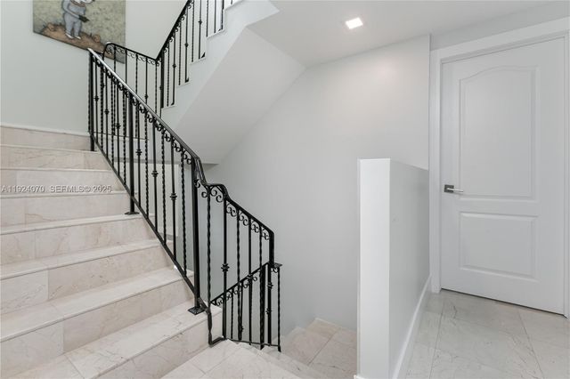 18460 NE 30th Ave 18460, Aventura, FL 33160