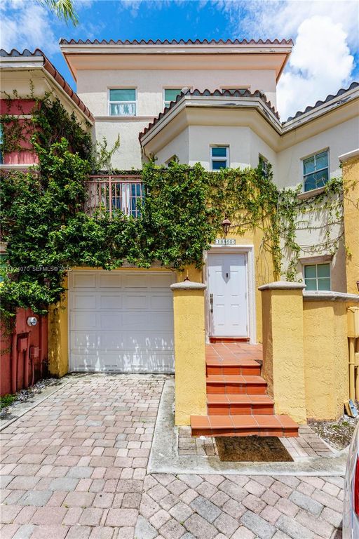 18460 NE 30th Ave 18460, Aventura, FL 33160