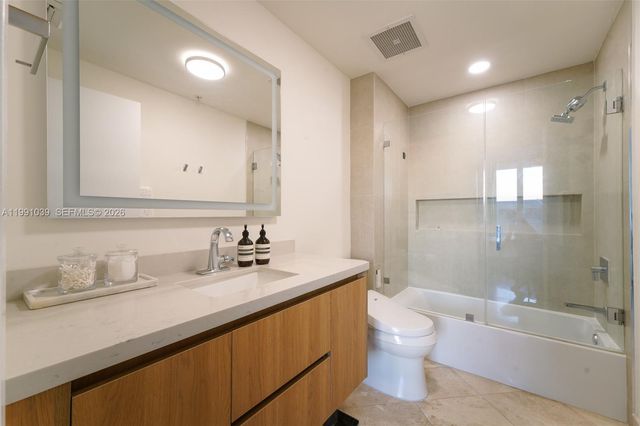 3470 E Coast Ave H1109, Miami, FL 33137