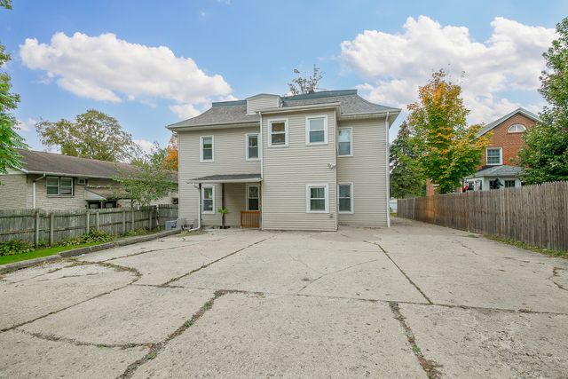 814 S Jefferson Street, Lockport, IL 60441
