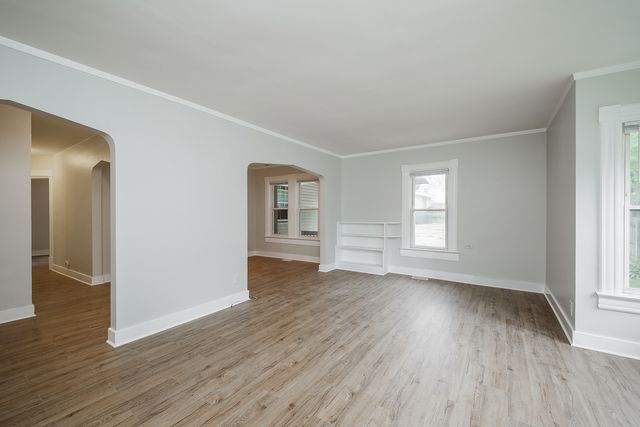 814 S Jefferson Street, Lockport, IL 60441