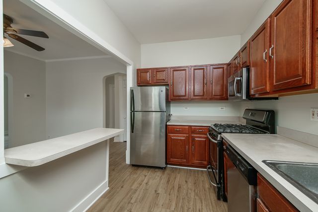 814 S Jefferson Street, Lockport, IL 60441