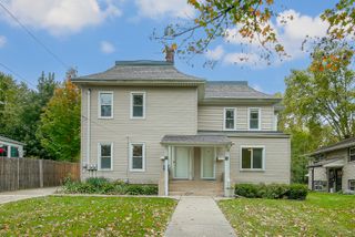 814 S Jefferson Street, Lockport, IL 60441