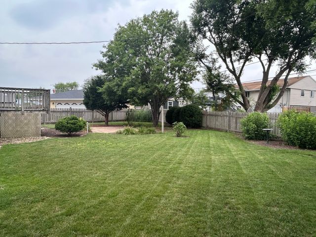 4 Sinde Circle, Romeoville, IL 60446