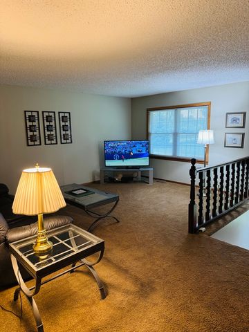 4 Sinde Circle, Romeoville, IL 60446