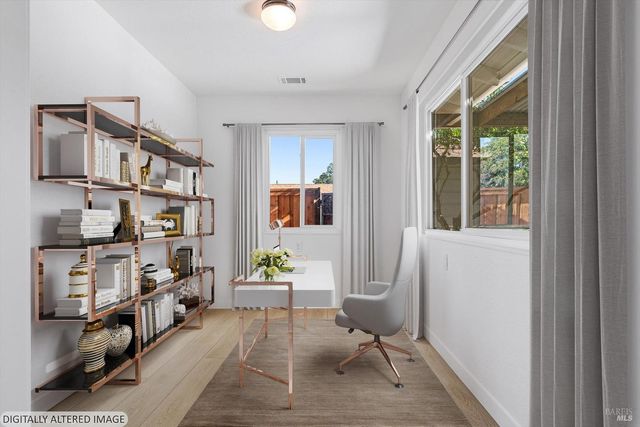 519 7th St, Petaluma, CA 94952