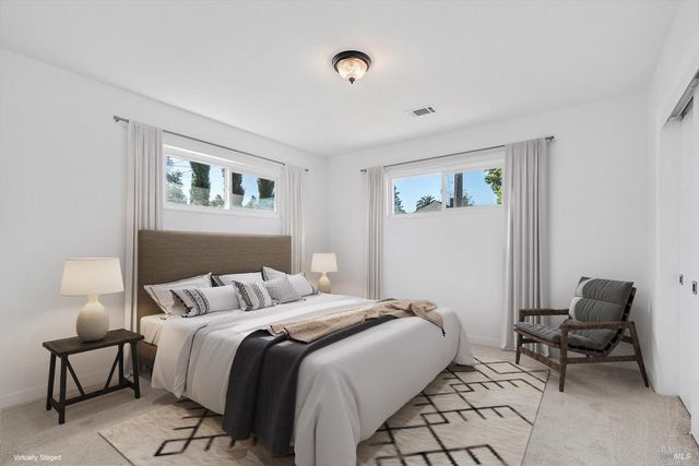 519 7th St, Petaluma, CA 94952