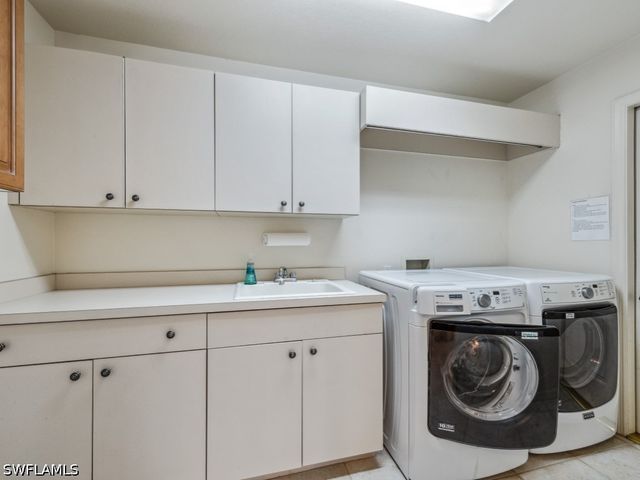 3868 Clipper Cove DR, Naples, FL 34112
