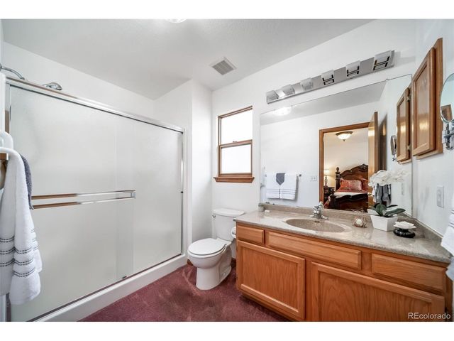 1744 Lincoln St, Longmont, CO 80501