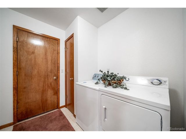 1744 Lincoln St, Longmont, CO 80501