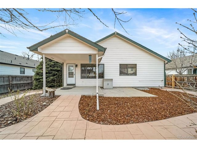 1744 Lincoln St, Longmont, CO 80501