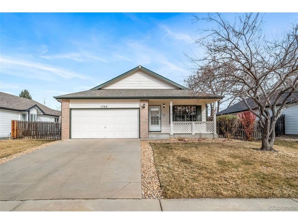 1744 Lincoln St, Longmont, CO 80501