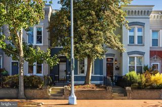 825 11TH ST NE, Washington, DC 20002