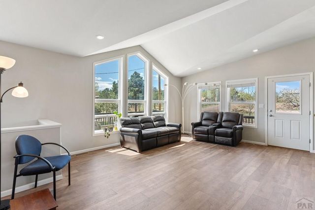 1704 Willow St, Canon City, CO 81212