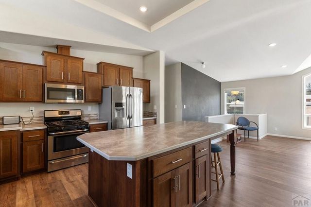 1704 Willow St, Canon City, CO 81212