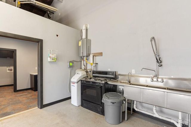 1704 Willow St, Canon City, CO 81212