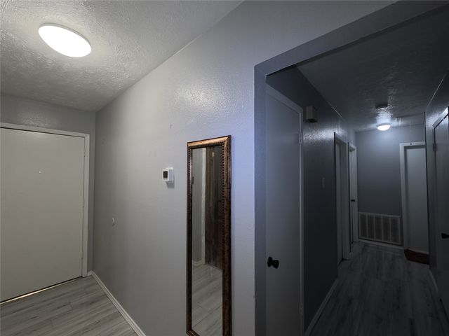 21 W Townhouse Lane 33, Grand Prairie, TX 75052