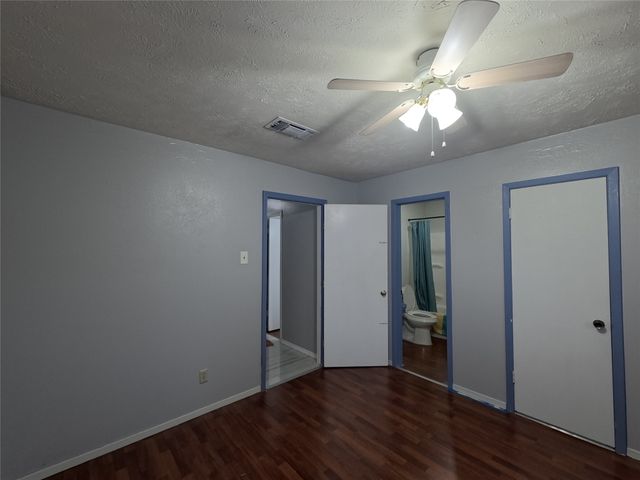 21 W Townhouse Lane 33, Grand Prairie, TX 75052