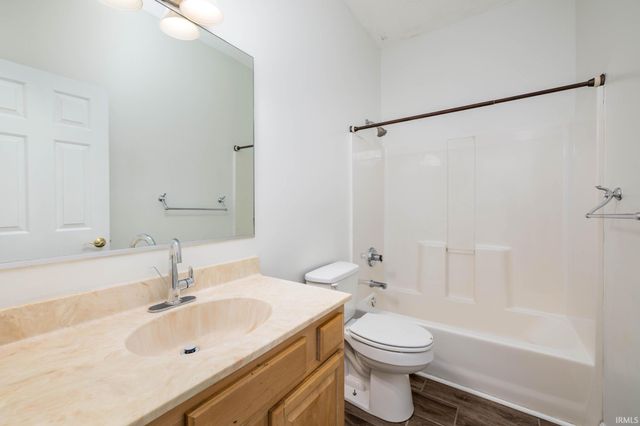 2254 S Olde Mill Drive, Bloomington, IN 47401