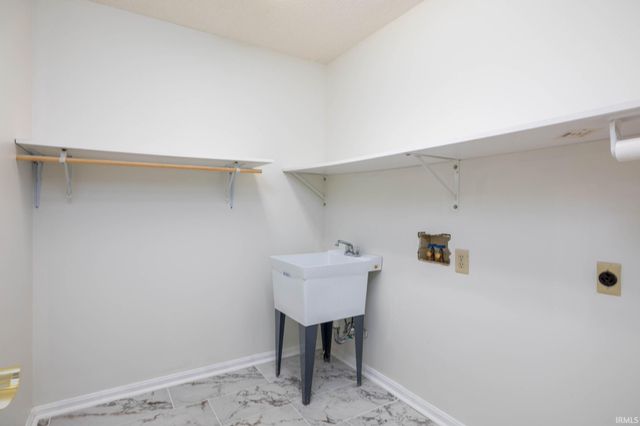 2254 S Olde Mill Drive, Bloomington, IN 47401
