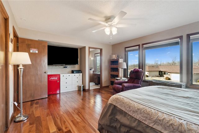 1568 Matterhorn Drive NE, Cedar Rapids, IA 52402