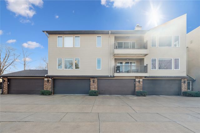 1568 Matterhorn Drive NE, Cedar Rapids, IA 52402