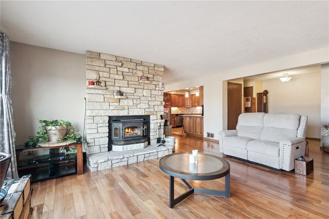 1568 Matterhorn Drive NE, Cedar Rapids, IA 52402