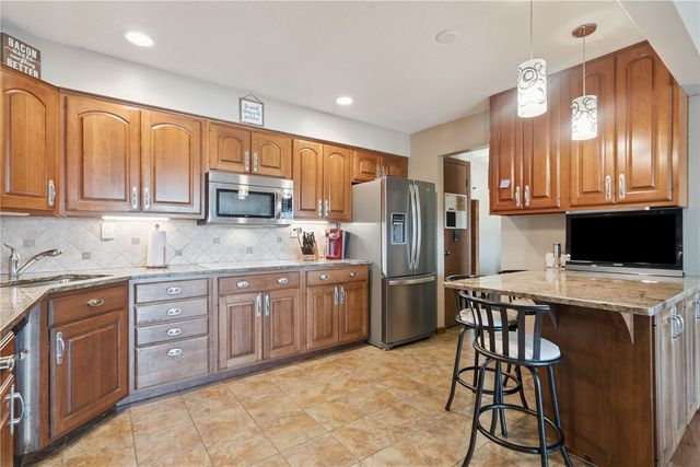 1568 Matterhorn Drive NE, Cedar Rapids, IA 52402