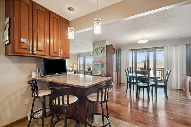 1568 Matterhorn Drive NE, Cedar Rapids, IA 52402